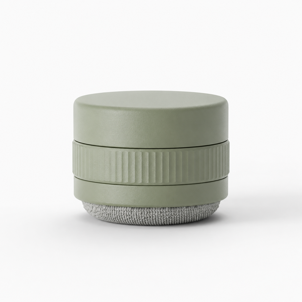 Compact Reusable Screen Cleaner for Everyday Devices